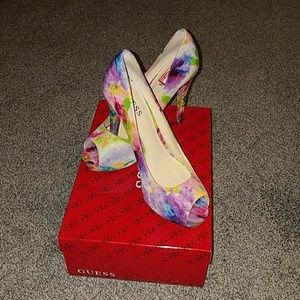 Guess heels